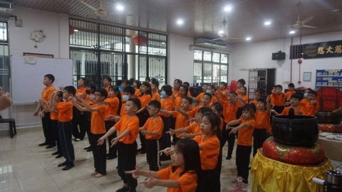 第十届青少年佛学生活营《丢丢的脚印》 照片 1308
