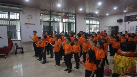 第十届青少年佛学生活营《丢丢的脚印》 照片 1310