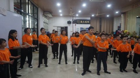 第十届青少年佛学生活营《丢丢的脚印》 照片 1325