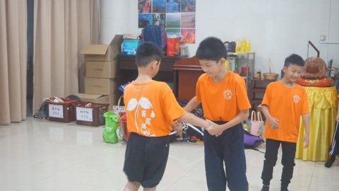 第十届青少年佛学生活营《丢丢的脚印》 照片 1335