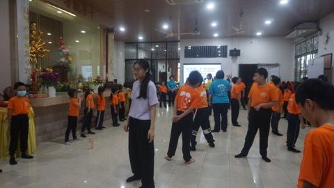 第十届青少年佛学生活营《丢丢的脚印》 照片 1385
