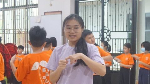 第十届青少年佛学生活营《丢丢的脚印》 照片 1389