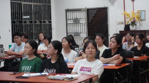 第十届青少年佛学生活营《丢丢的脚印》 照片 1492