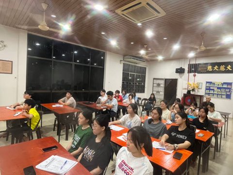 第十届青少年佛学生活营《丢丢的脚印》 照片 1507
