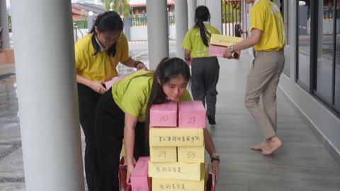 第十届青少年佛学生活营《丢丢的脚印》 照片 1522