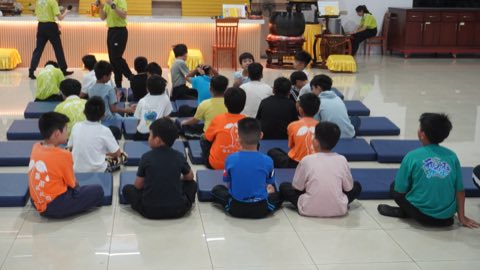 第十届青少年佛学生活营《丢丢的脚印》 照片 1571