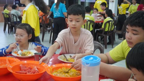 第十届青少年佛学生活营《丢丢的脚印》 照片 1656