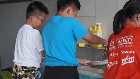 第十届青少年佛学生活营《丢丢的脚印》 照片 1671