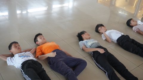 第十届青少年佛学生活营《丢丢的脚印》 照片 1688