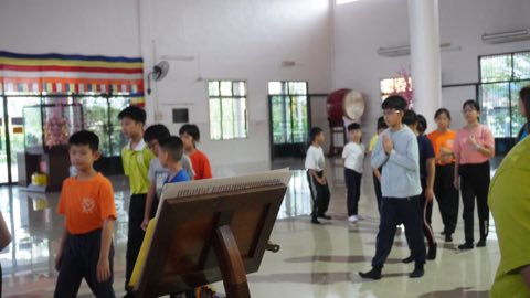 第十届青少年佛学生活营《丢丢的脚印》 照片 1693