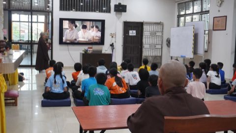 第十届青少年佛学生活营《丢丢的脚印》 照片 1697