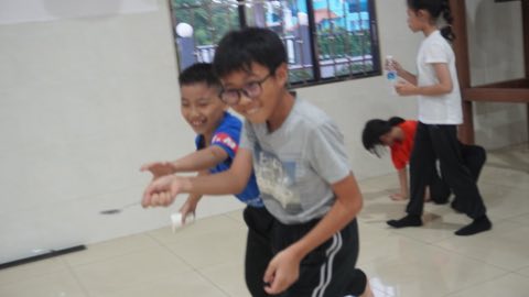 第十届青少年佛学生活营《丢丢的脚印》 照片 1703