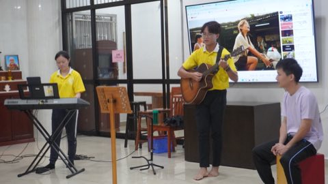 第十届青少年佛学生活营《丢丢的脚印》 照片 1717