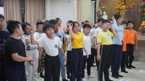 第十届青少年佛学生活营《丢丢的脚印》 照片 1726