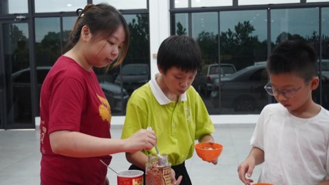 第十届青少年佛学生活营《丢丢的脚印》 照片 1779