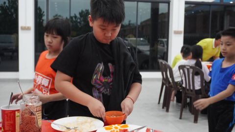 第十届青少年佛学生活营《丢丢的脚印》 照片 1782