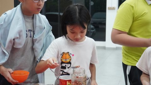 第十届青少年佛学生活营《丢丢的脚印》 照片 1790