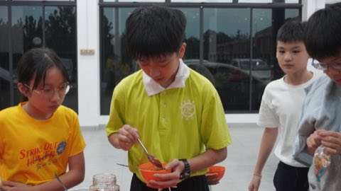 第十届青少年佛学生活营《丢丢的脚印》 照片 1792
