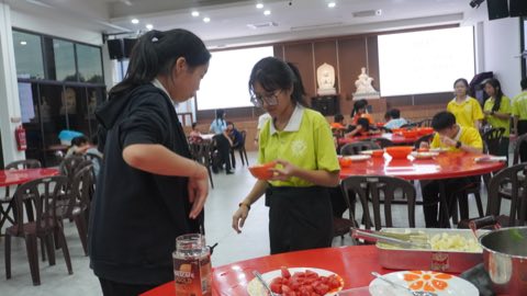 第十届青少年佛学生活营《丢丢的脚印》 照片 1810
