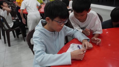 第十届青少年佛学生活营《丢丢的脚印》 照片 1830