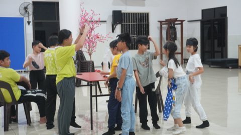 第十届青少年佛学生活营《丢丢的脚印》 照片 1833