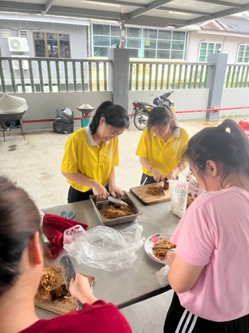 第十届青少年佛学生活营《丢丢的脚印》 照片 1907