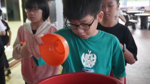 第十届青少年佛学生活营《丢丢的脚印》 精选 10