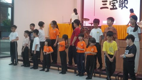 第十届青少年佛学生活营《丢丢的脚印》 照片 2125