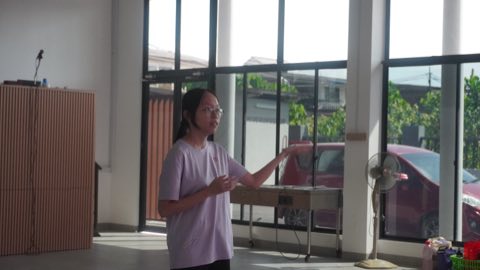 第十届青少年佛学生活营《丢丢的脚印》 照片 2138
