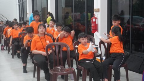 第十届青少年佛学生活营《丢丢的脚印》 照片 2165