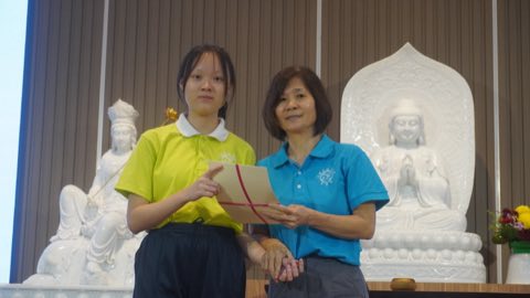 第十届青少年佛学生活营《丢丢的脚印》 照片 2220