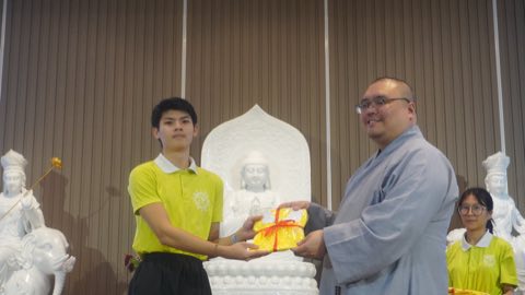 第十届青少年佛学生活营《丢丢的脚印》 照片 2224