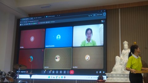 第十届青少年佛学生活营《丢丢的脚印》 照片 2232