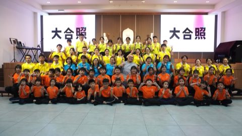 第十届青少年佛学生活营《丢丢的脚印》 照片 2248