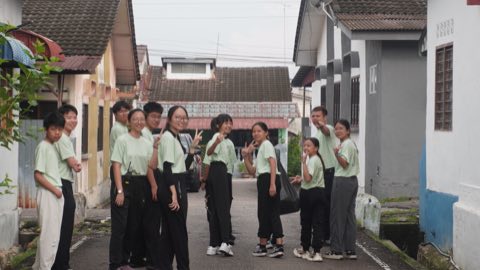 第十一届青少年佛学生活营《转个弯再出发》 精选 8