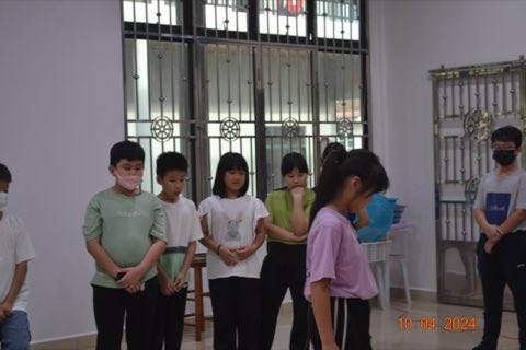 小学佛学营 照片 59