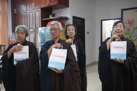 盂兰盆孝亲报恩超度法会 照片 36