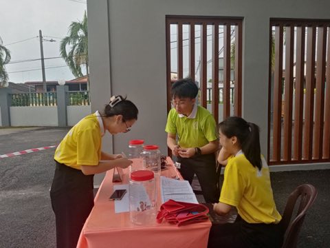 青少年佛学班中秋呈献晚会 照片 36