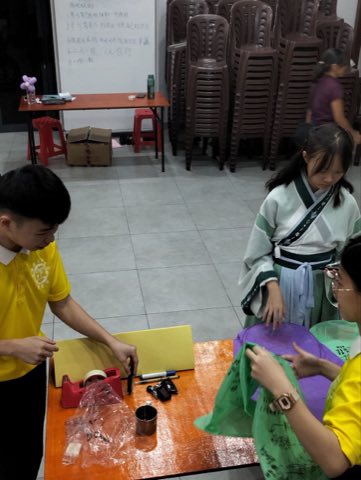 青少年佛学班中秋呈献晚会 照片 67