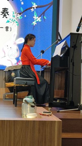 青少年佛学班中秋呈献晚会 照片 152