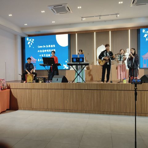青少年佛学班中秋呈献晚会 照片 154