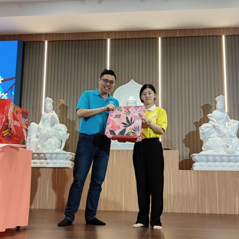 青少年佛学班中秋呈献晚会 照片 162