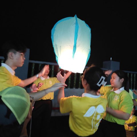 青少年佛学班中秋呈献晚会 照片 178